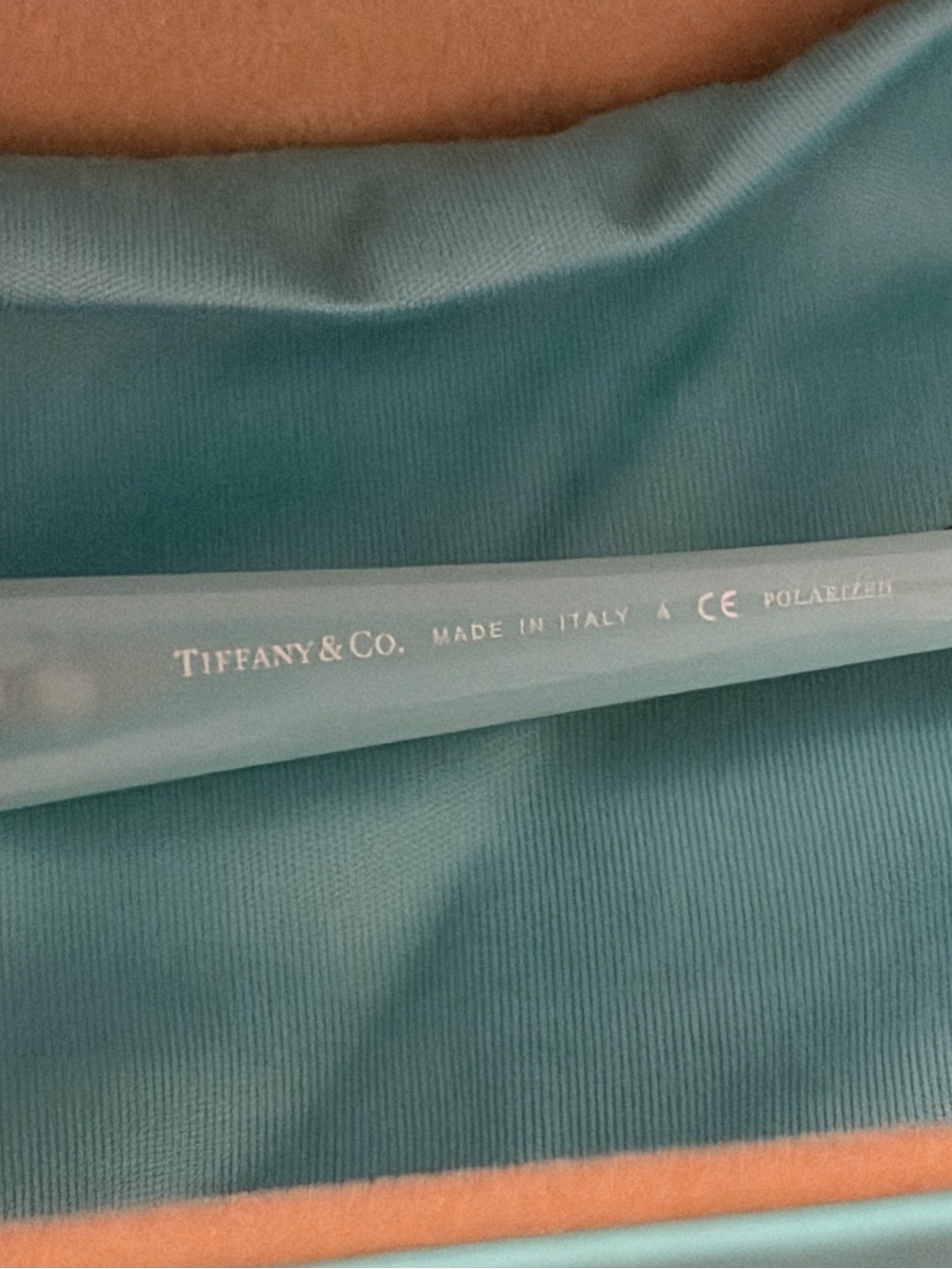 Tiffany & Co. Black Women's Sunglasses with Tiffany Blue Case and Pouch - Picture 8 of 9